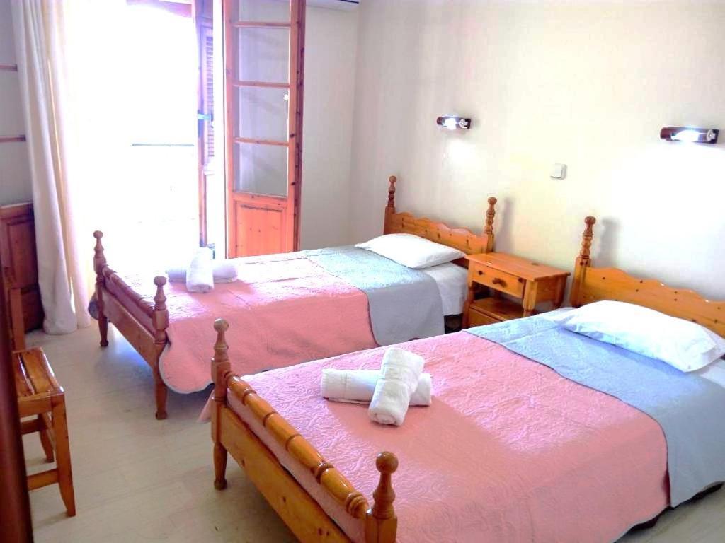 Athina Apartments アルガッシ エクステリア 写真