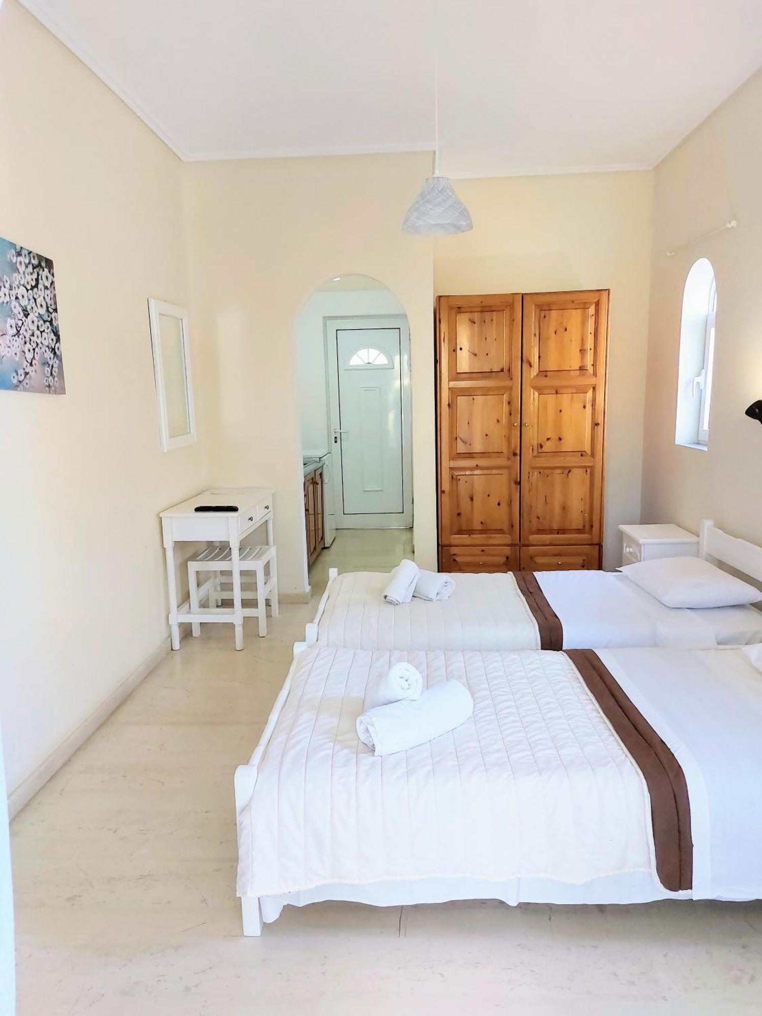 Athina Apartments アルガッシ エクステリア 写真