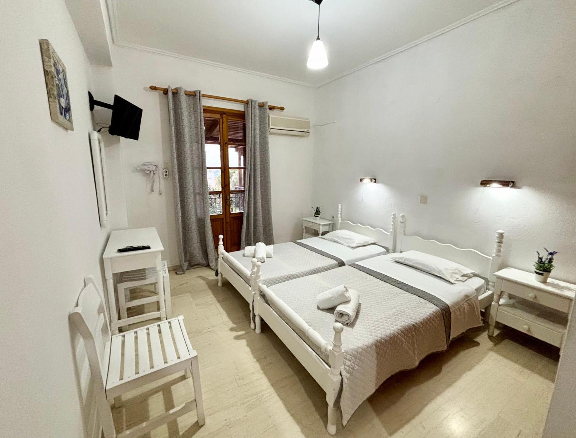 Athina Apartments アルガッシ エクステリア 写真