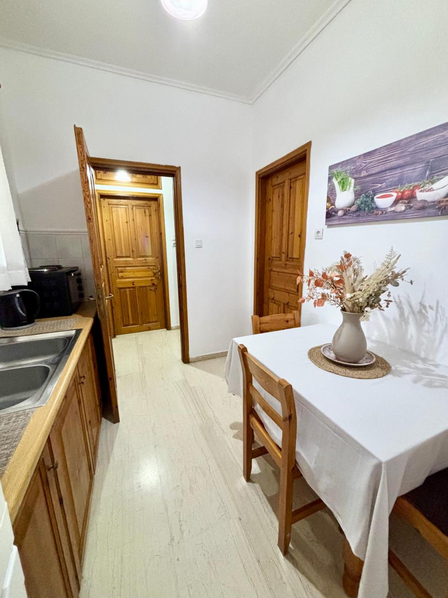 Athina Apartments アルガッシ エクステリア 写真