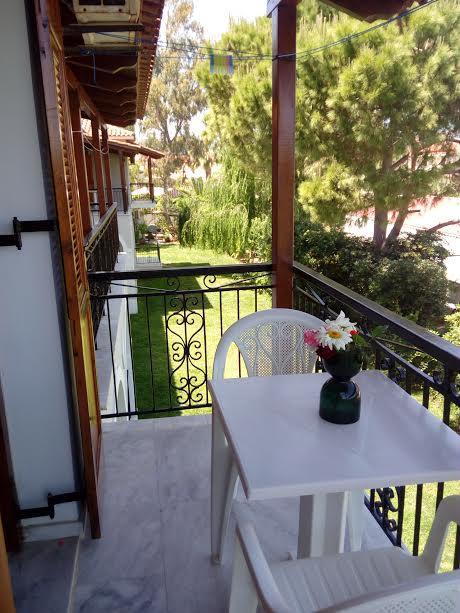 Athina Apartments アルガッシ エクステリア 写真